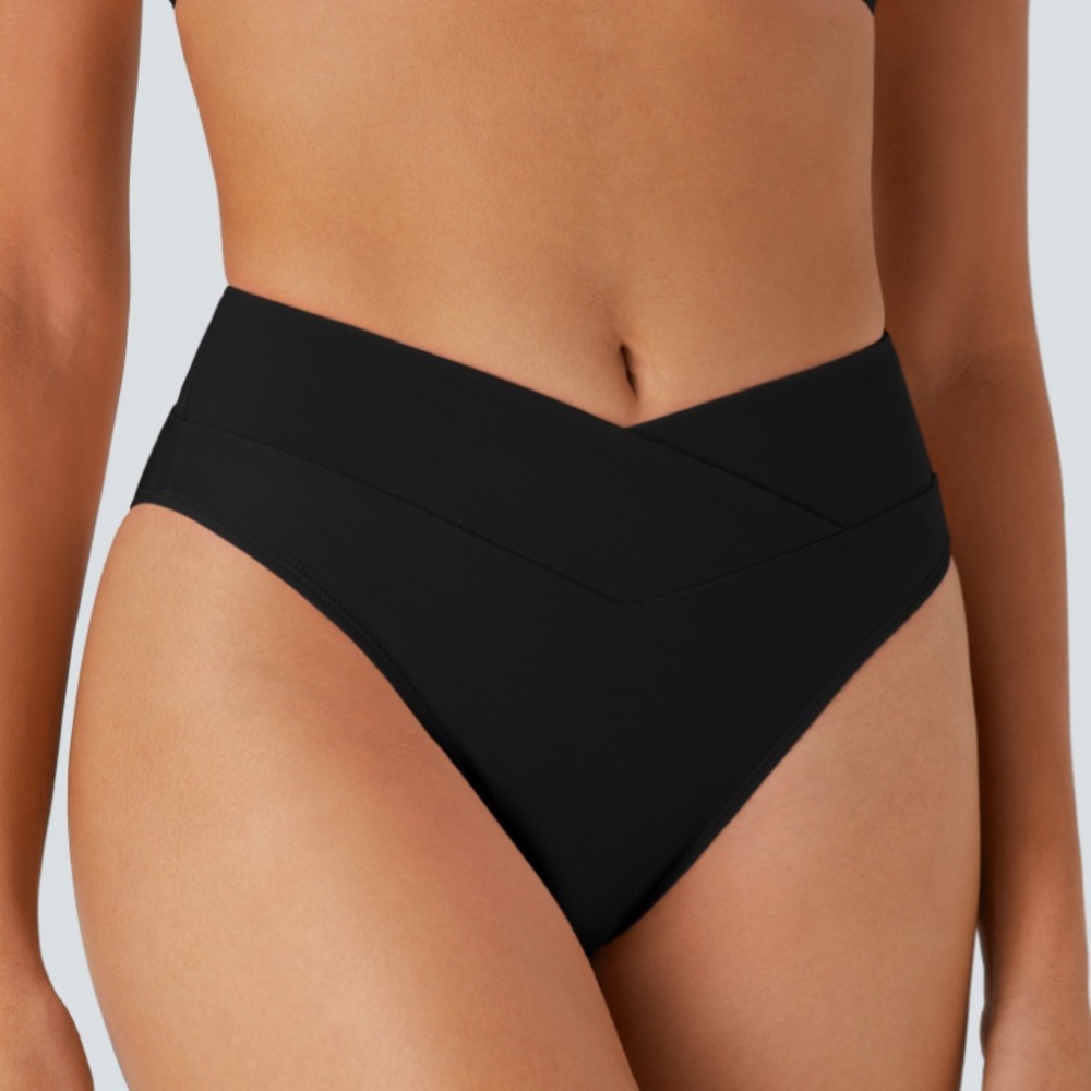 Halara Crossover Bikini Bottom Swimsuit in Black